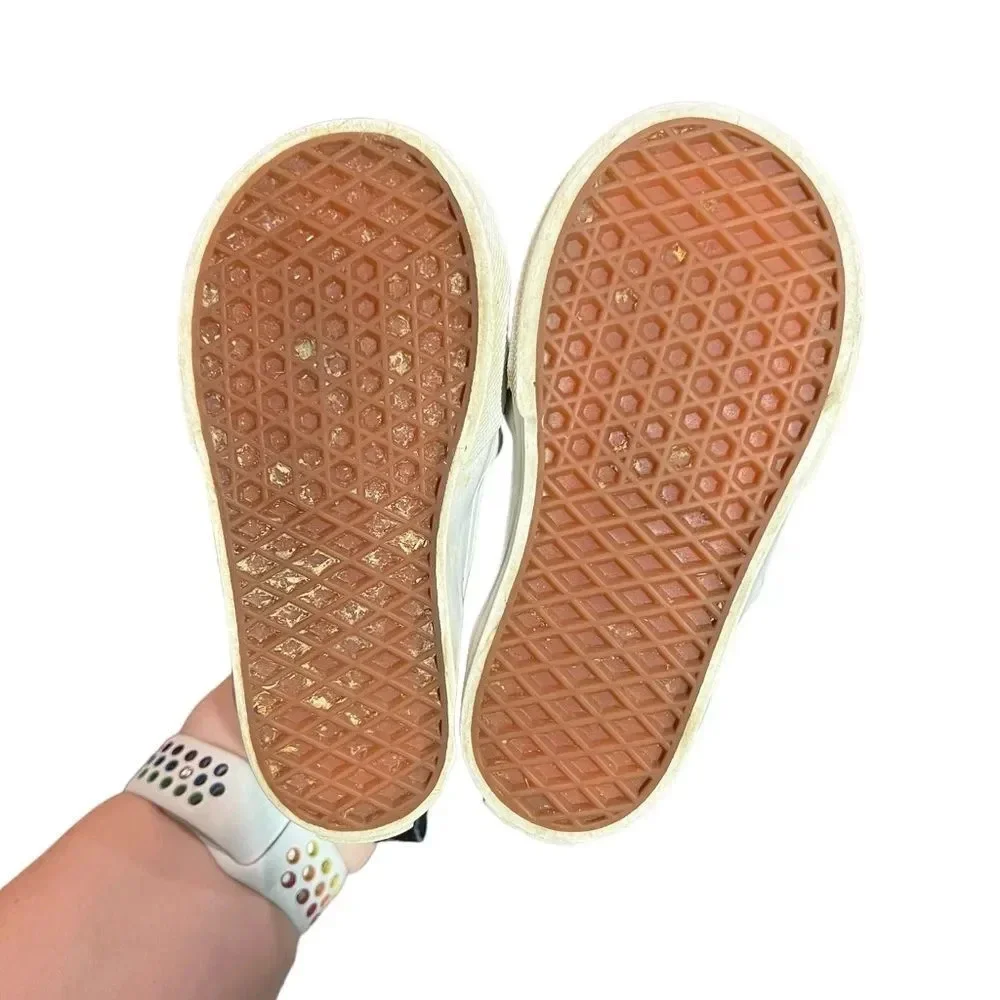 Kids Black‎ Vans Slip On Sneakers Size 6